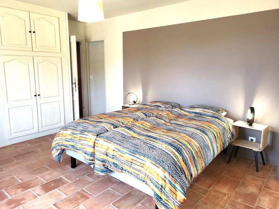 Chante Coucou Saint-Saturnin-d'Apt Exterior foto